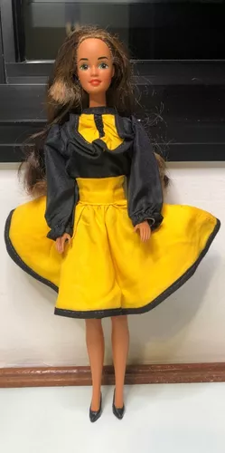 Roupa para barbie (vestido com bolsa e sapato)