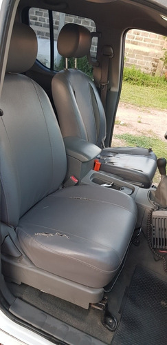 Nissan Frontier 2011 2.5 Le Cab Doble 4x4