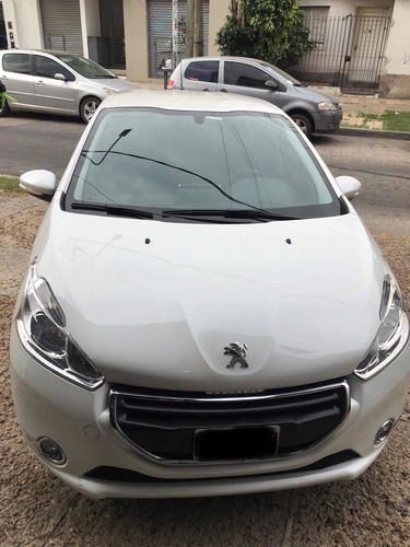Peugeot 208 1.5 Allure Touchscreen 2015