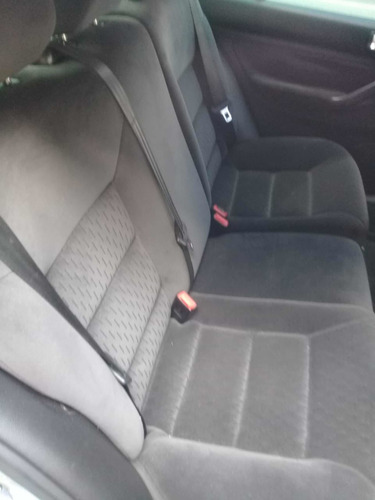 Volkswagen Golf 1.6 Comfortline Año 2006