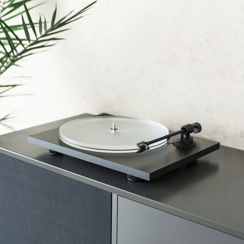 Discos Pro-ject Primary E Phono Toca Fabricados En Europa, Color Negro