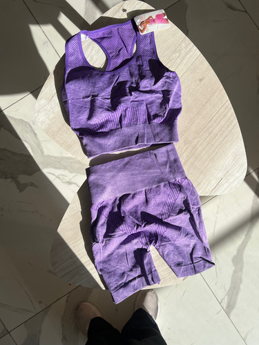 Conjunto Deportivo Mujer Top Calza Biker Frunce Levanta Cola