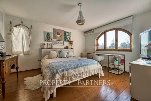 Hermosa, Amplia Y En Condominio. Casa En Venta Cer...