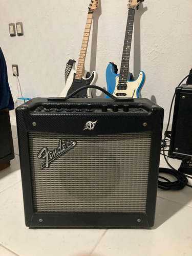 Amplificador Fender Para Guitarra Eléctrica