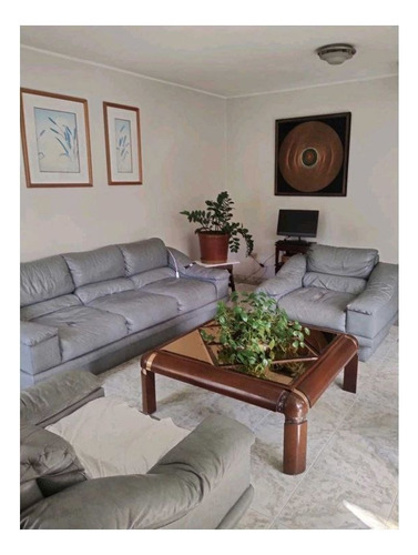En Venta Hermoso Apartamento En Las Esmeraldas. Aa Solo Cliente Directo