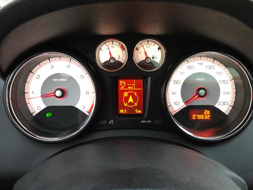 Peugeot 308 2.0 Feline 143cv 2013