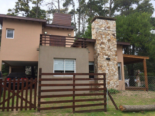 Casa En Mar Azul