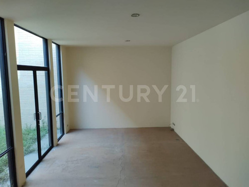 Venta Casa Cluster 888, Zona Angelopolis!!!