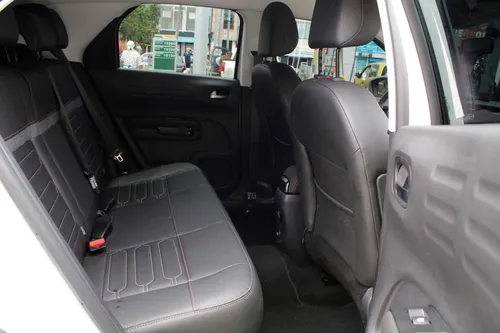 Citroën C4 Cactus 1.6 At