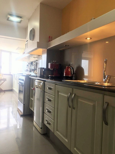 Imagen 4 de 16 de Apartamento En Venta De 3 Dormitorios C/ Cochera En Playa Brava