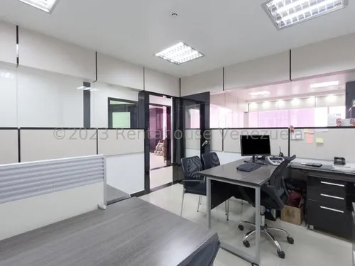 Estefani Salon Vende, Extraordinario Edificio Comercial En Centro Barquisimeto , Lara Mls #25-4020