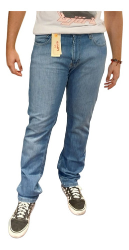 Pantalón Levis Hombre Modelo 511 Slim Claro