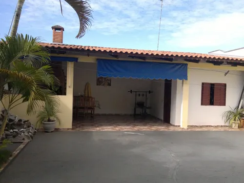 Sobrado Proximo Ao Corpo De Bombeiro