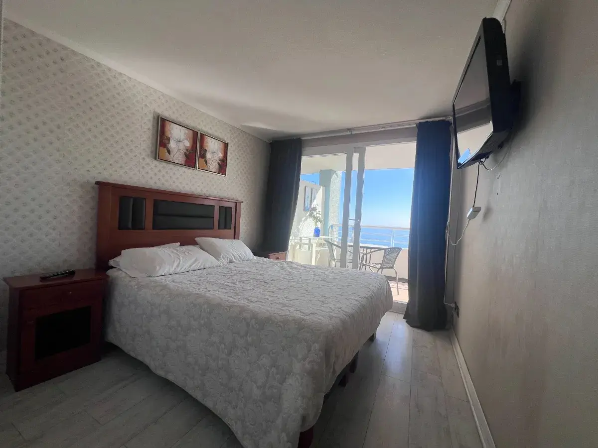 Imagen 2 de 13 de Departamento En Hermoso Condominio, Frente A Playa Lilenes