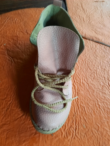 Imagen 1 de 3 de Zapatos ,zapatillas 