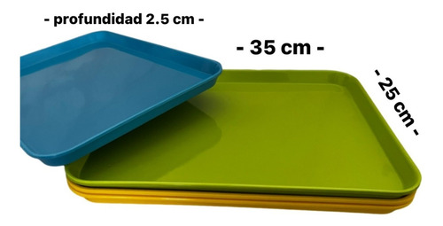 Imagen 2 de 2 de Bandeja De Melamina Rectangular Colores 35x25 Cm / Lauacu