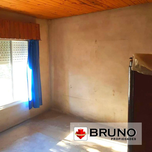 Casa En Venta En Mariano Acosta
