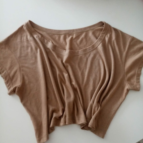 Feria Americana Remera Pupera Beige