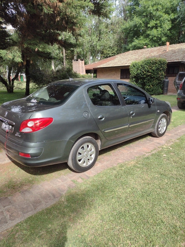 Peugeot 207 1.4 Sedan Allure 75cv 2013