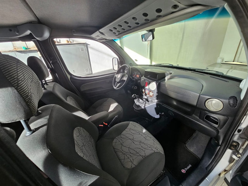 Fiat Doblo 1.8 16v Essence 7l Flex 5p 5 marchas
