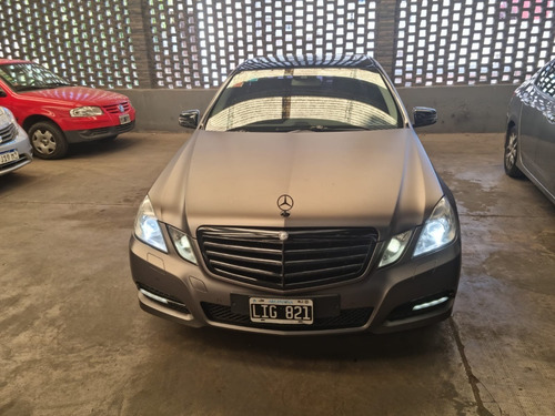 Imagen 4 de 13 de Mercedes Benz E250 Espectacular