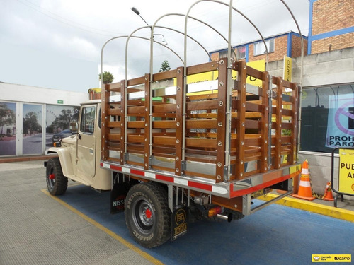 Imagen 5 de 25 de Toyota Land Cruiser Estacas