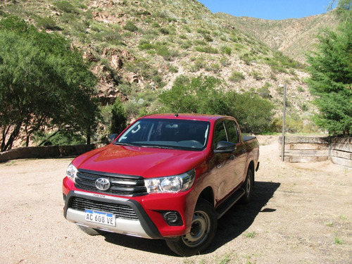 Toyota Hilux 2.4 - 4x2