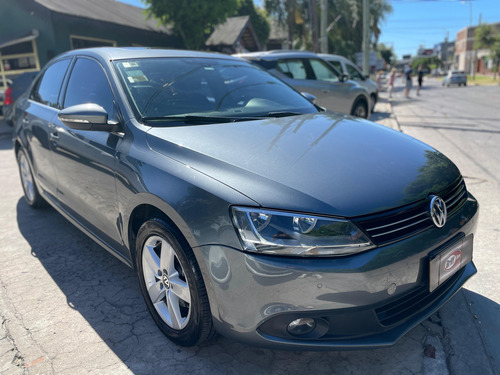 Volkswagen Vento 2.5 Luxury 170cv Tiptronic