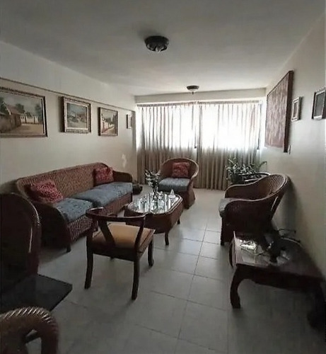 Imagen 6 de 12 de Residencias Azulejo, Colinas Del Neveri, Lecheria