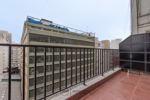 Imagen 8 de 12 de Departamento 2 Ambientes Con Balcon Aterrazado Reciclado Y Amoblado
