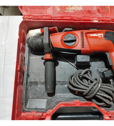 Rotomartillo Hilti Te 2 Rojo Con 650w De Potencia 120v