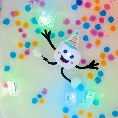 Juego De Baño Muñeco Glo Pals + 2 Cubos C/luz Activados Agua Color Multicolor