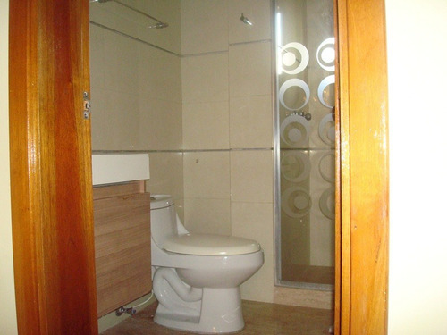 Imagen 22 de 29 de Ligia Guardia Vende Hermoso Town House En Res. Doral Park El Trigal Norte