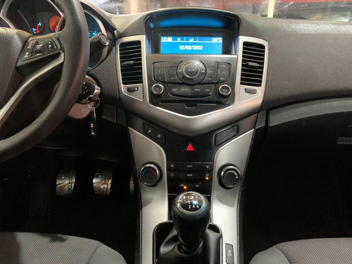 Imagem 8 de 11 de Chevrolet Cruze 1.8 Lt 16v Flex 4p Manual