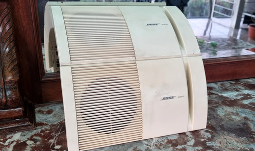 Bose Parlantes Satelites Modelo 100 Blancos Par (Usado)