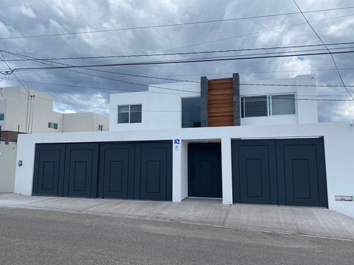 Hermosa Residencia En San Francisco Juriquilla, Dobles Altur