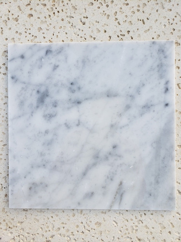 Marmol Carrara 30.5x30.5 Pulido 1 Cm Espesor