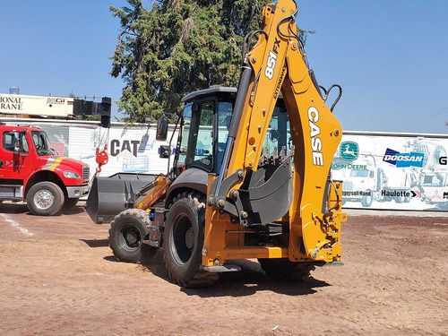 Retroexcavadora Case 851 Fx - 2022 - Brazo Extensible