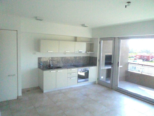 Departamento En Venta, 2 Dormitorios 2 Baños Cochera, Amenities