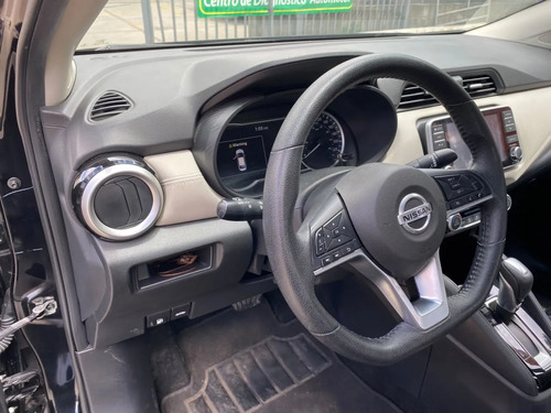 Nissan Versa 1.6 Exclusive