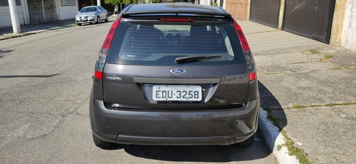 Imagem 3 de 9 de Ford Fiesta 2012 1.0 Flex 5p