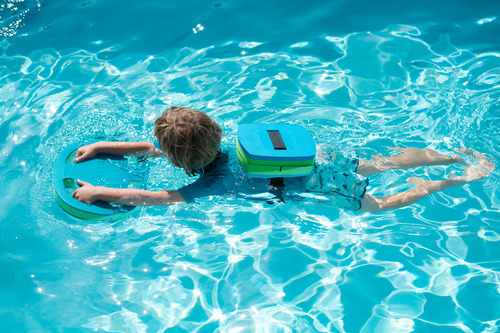 Tabla De Natación De Espuma Para Niños 15-30 kg Nabaiji Color Azul