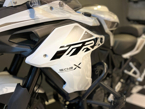 Benelli Trk 502 X No Morini 650 Cf Moto Qj Ktm Himalayan