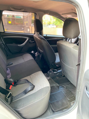 Renault Duster 4.4 Placa Publica .