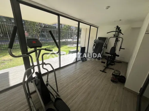 Departamento Remodelado En Venta De 2 Dorm. En La Cisterna