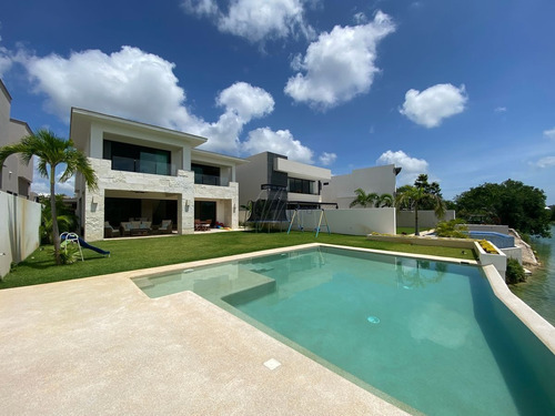 Imagen 15 de 30 de Casa En Venta En Cancun Lagos Del Sol , En El Lago
