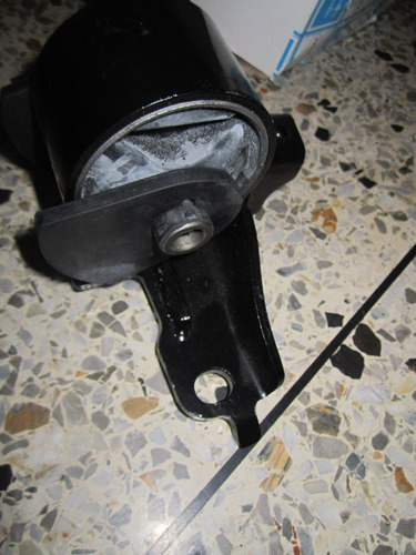 Base Motor Izq Toyota Corolla Baby Camry1.8 (1994-1998) Aut.