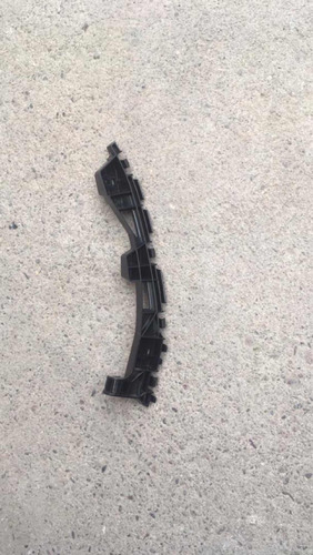 Guia Soporte Defensa Del Rh Suzuki Swift 2016 71821-53r00