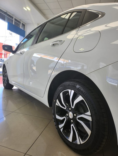 Imagen 8 de 15 de Chevrolet Onix Plus Premier 1.0 Turbo Fs