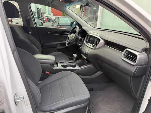 Kia Sorento 2.4 Lx At